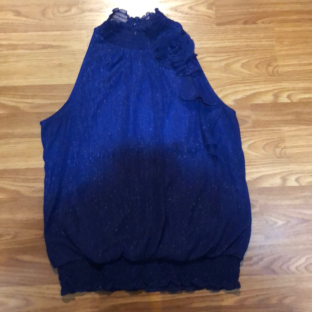 Sleeveless dress blouse